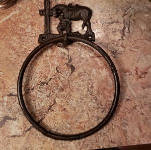 5/$15 Praying cowboy towel rack